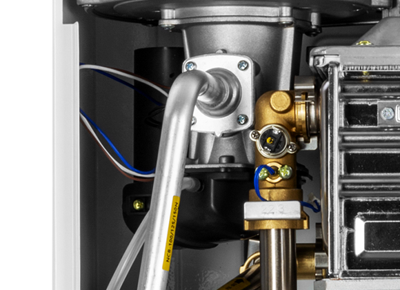 Chauffe-eau combi Navien NCB-H